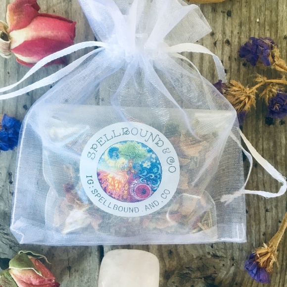 New Moon Ritual Kit - Picture 5 of 6